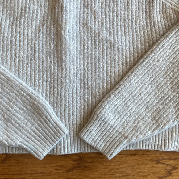 Aritzia Wilfred Cropped Merino Wool Sweater. Size L. NWOT - Picture 11 of 13